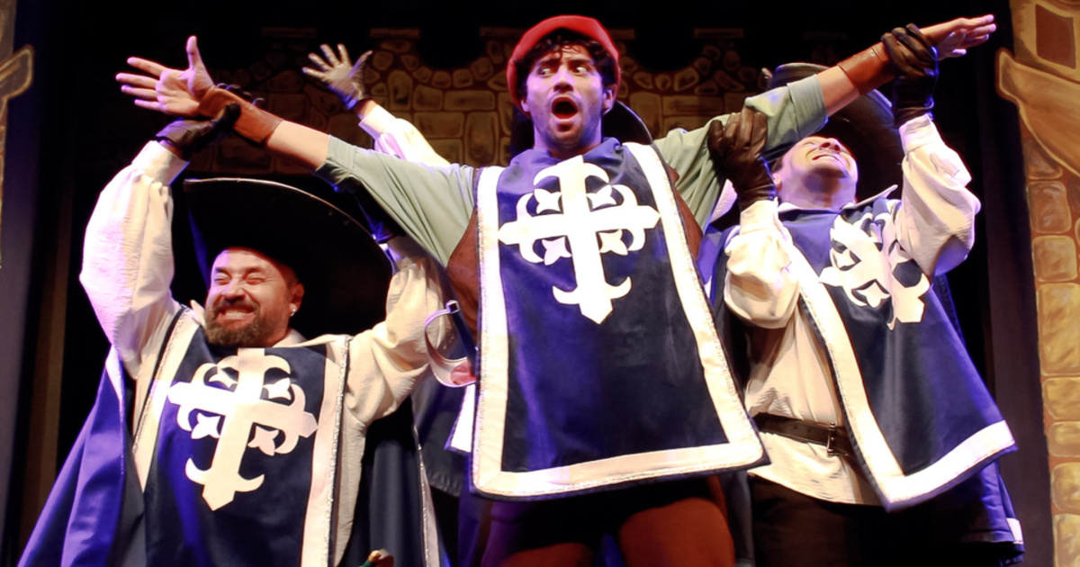 LOS TRES MOSQUETEROS