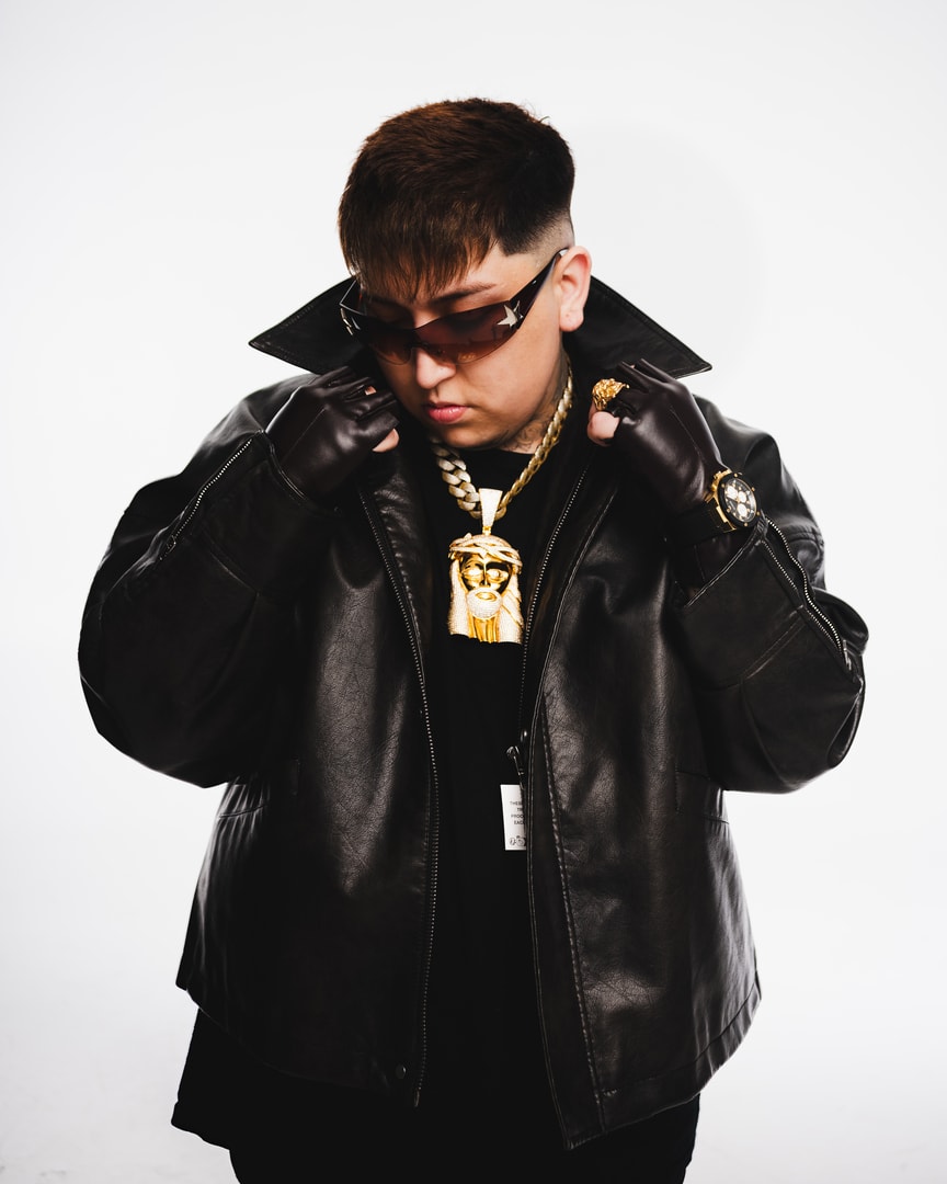 BAYRITON SHOW EN VIVO🎤🎶 + FIESTA EN O2 MULTIESPACIO🕺🏻🪩💃💣 📍SÁBADO 22 NOVIEMBRE 2025