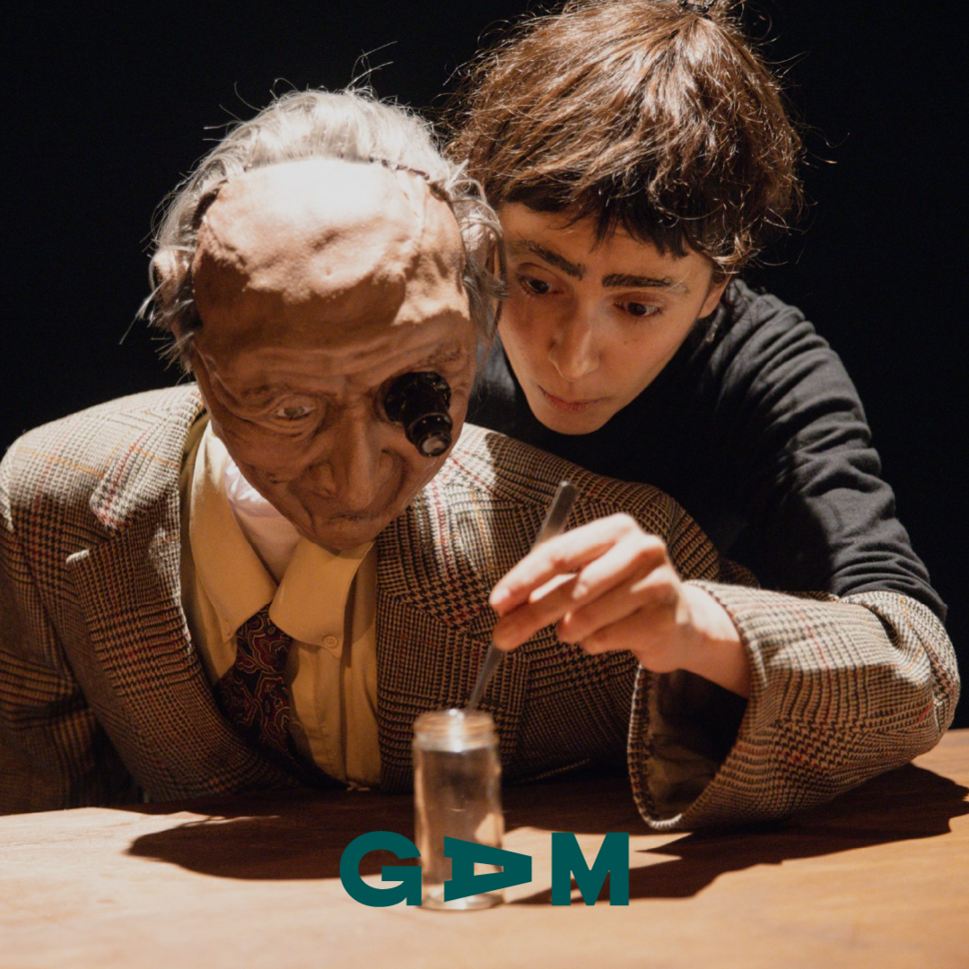 Reloj viejo de pared