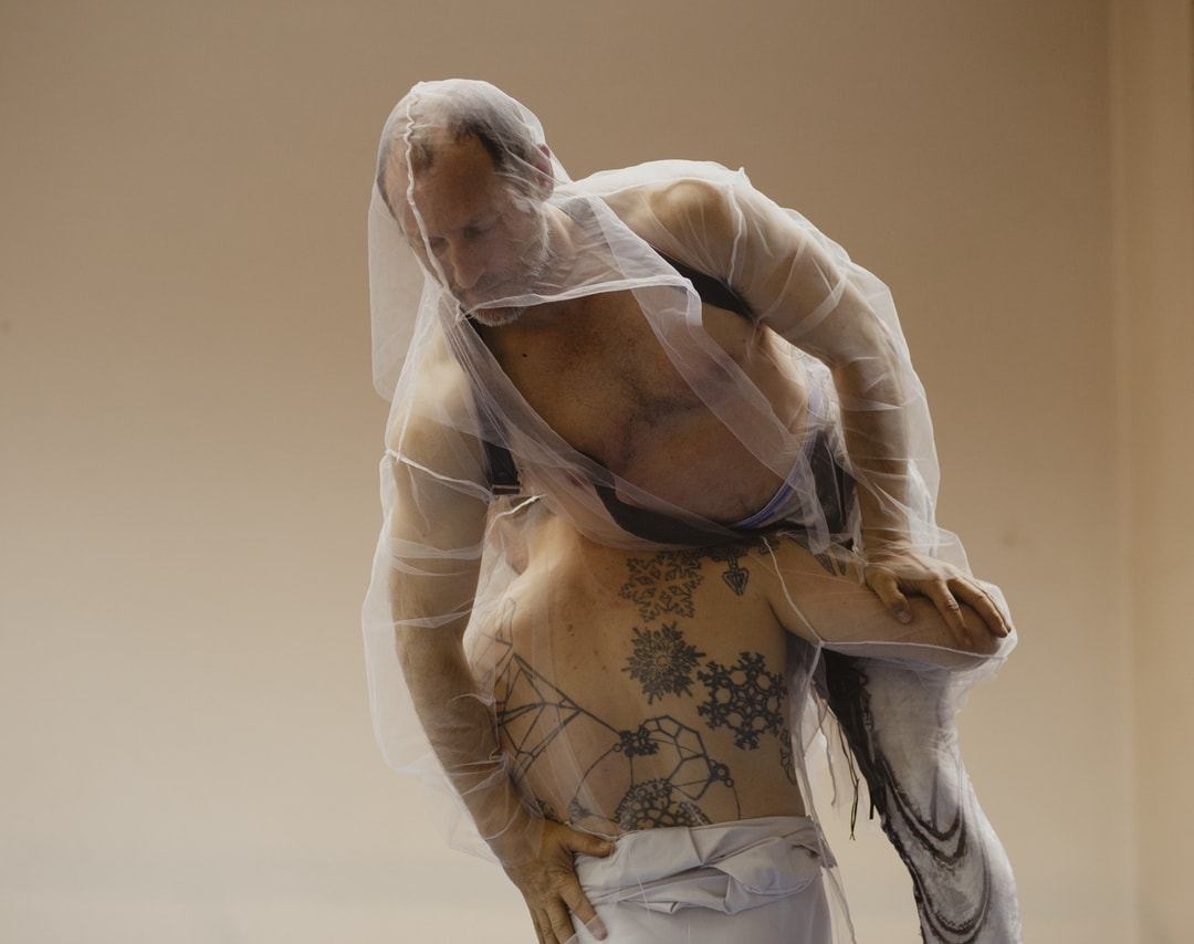 PRE INDIVIDUO O LAS RESONANCIAS DECOLONIALES