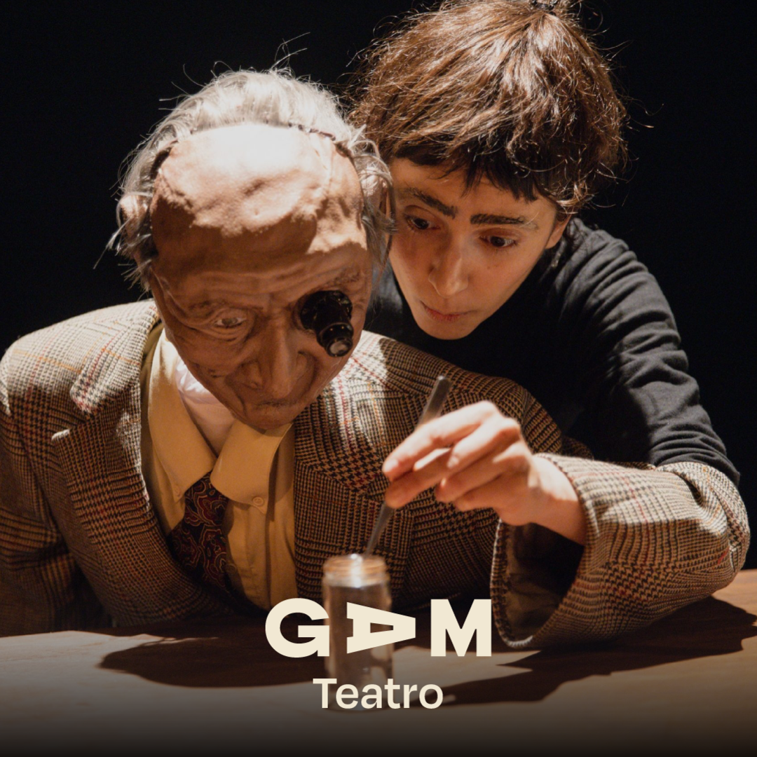 Reloj viejo de pared